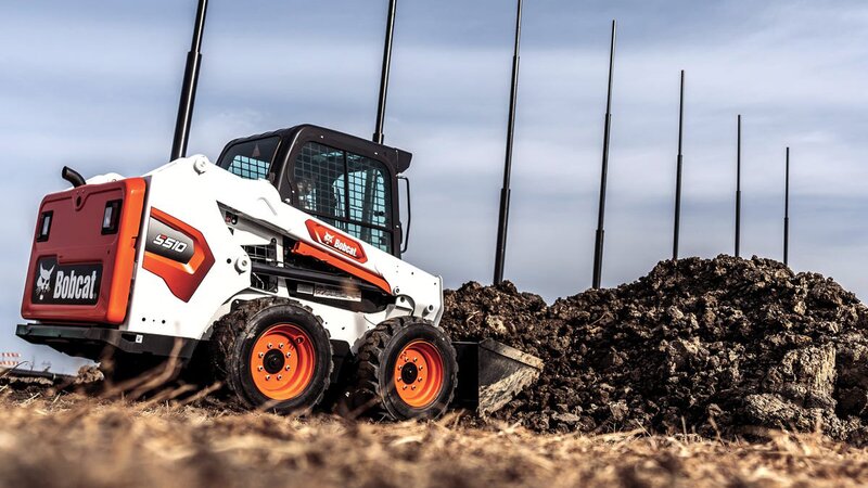 Inchiriere excavator, buldoexcavator, Bobcat cu operator Bucuresti Ilfov